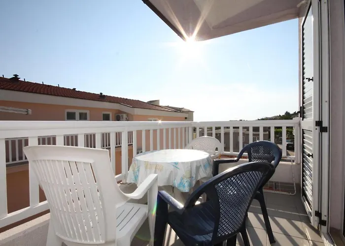 With A Parking Space - 6640 מאקרסקה