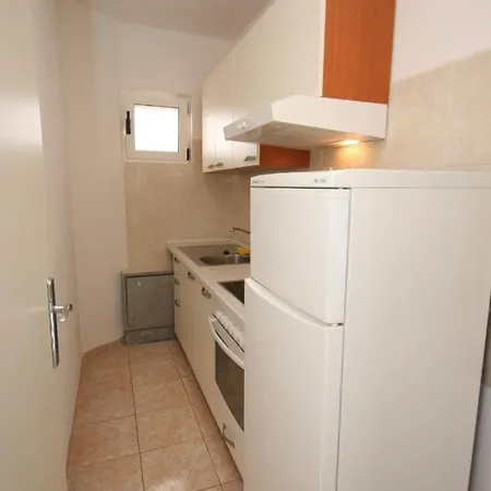 With A Parking Space - 6640 شقة