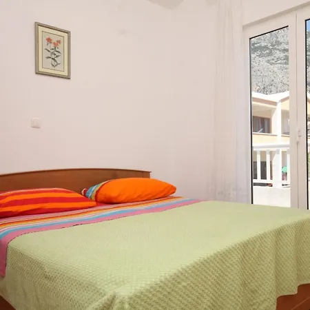 With A Parking Space - 6640 *