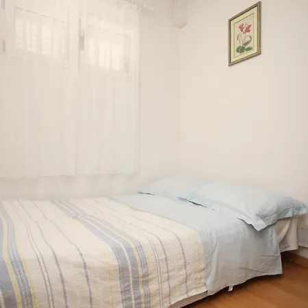 With A Parking Space - 6640 Apartman Makarska