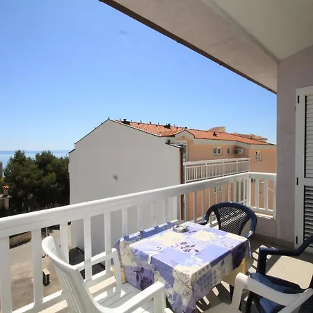 With A Parking Space - 6640 Appartement Makarska