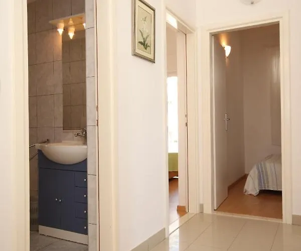 With A Parking Space - 6640 Apartment Makarska