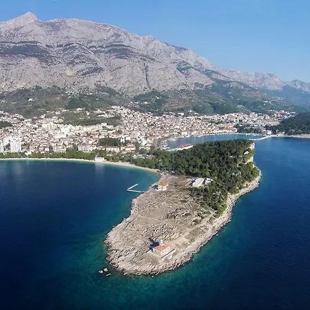 With A Parking Space - 6640 Makarska
