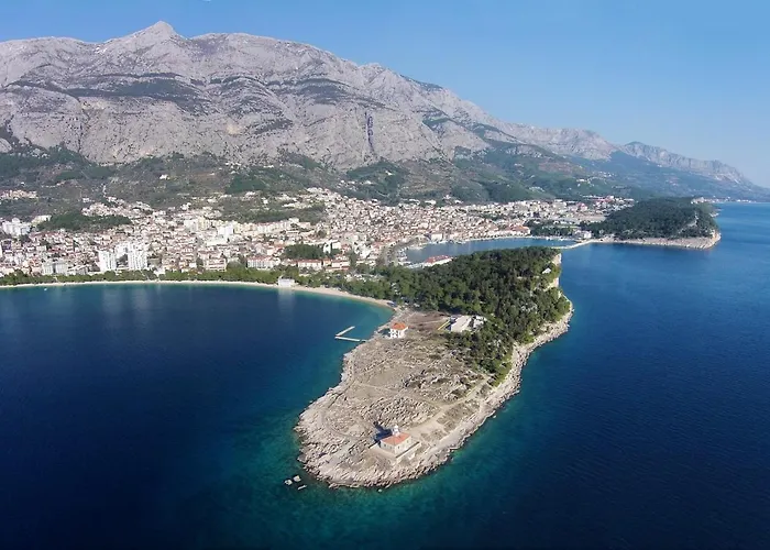 With A Parking Space - 6640 Makarska