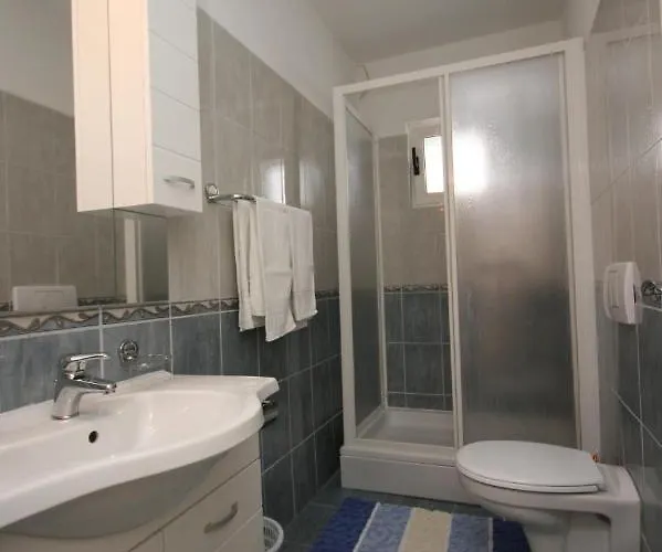 With A Parking Space - 6640 Apartment Makarska