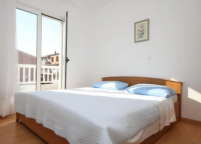 Apartment With A Parking Space - 6640 *